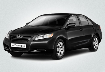 Оренда авто Toyota Camry чорний на весілля у Львові