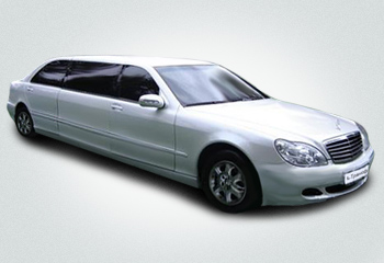 Замовлення лімузина Mercedes W220 limo на весілля у Львові